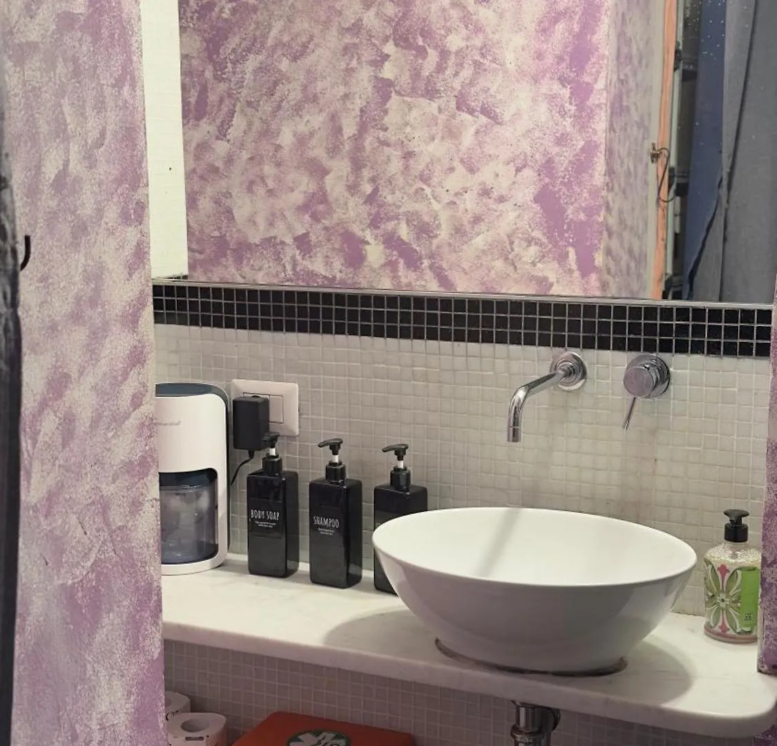 Small Mezzanine Apartment Colosseo Roma